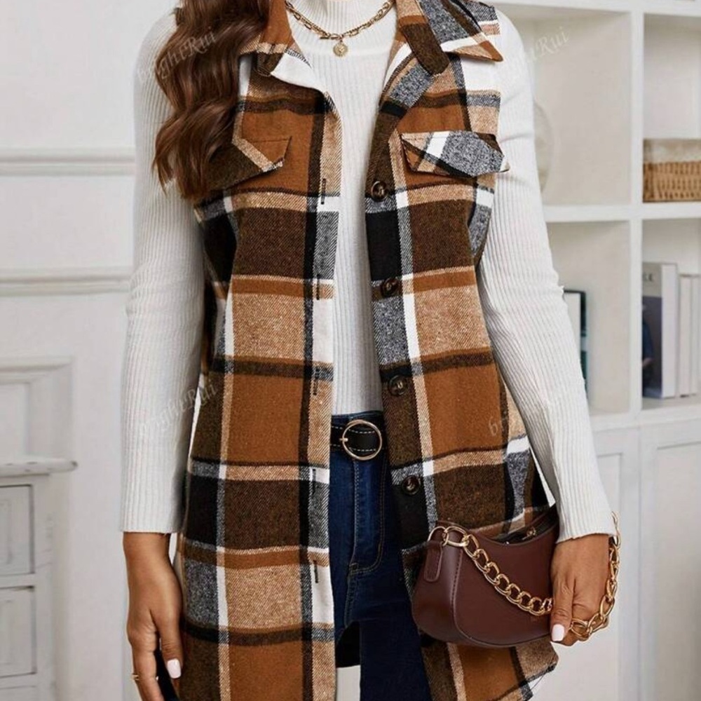 Stylish Plaid Vest with Chain Bag